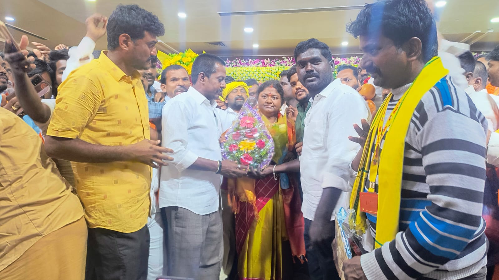 *తెలుగుదేశం పార్టీ జిల్లా అధ్యక్షులు కిష్టమ్మా కి శుభాకాంక్షలు*